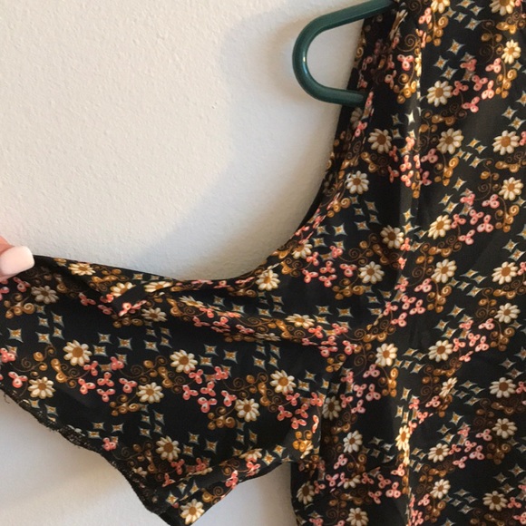 Dress - Picture 4 of 5